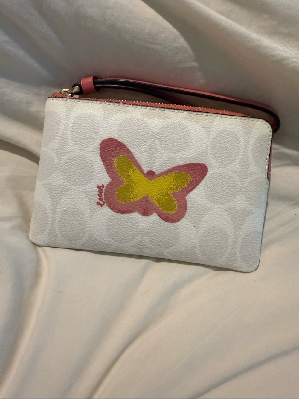 NWT Coach Butterfly Signature Zip Wristlet White Pink Canvas